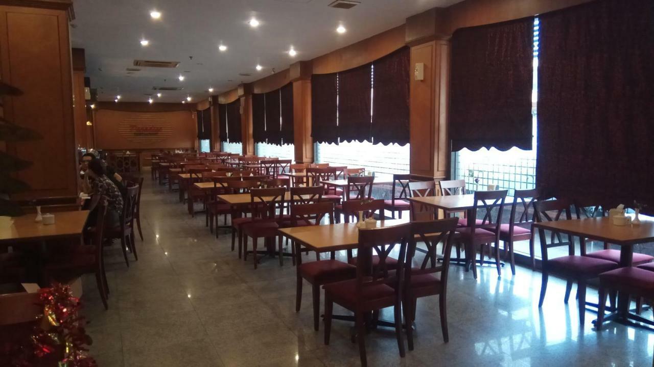 Hotel Utama Batam Exteriér fotografie