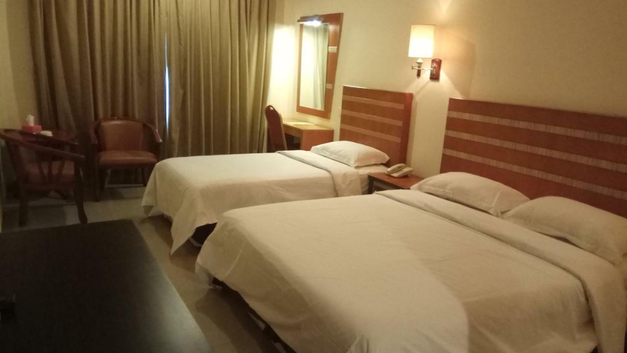 Hotel Utama Batam Pokoj fotografie